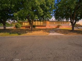 84 S Park St, Porterville, CA 93257