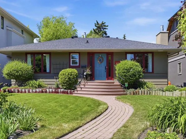 1415 E 21a St NW, Calgary, AB T2N 2M5
