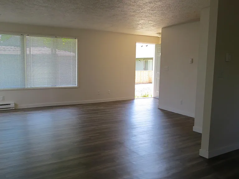 Legacy Creek Duplexes — Photo 14