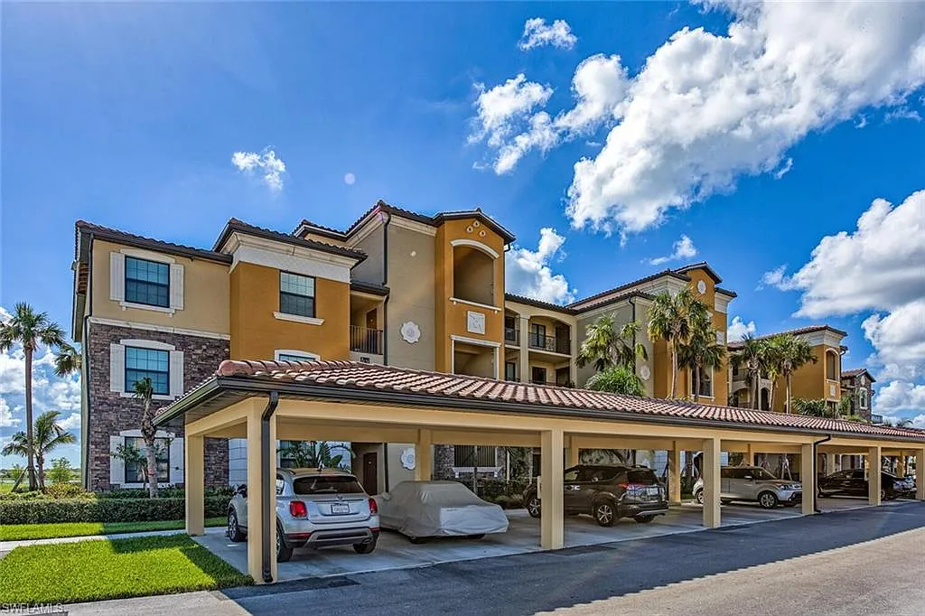2 bed, 2.0 bath, 1122 sqft, $7,500 — Photo 2