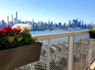 6600 Boulevard East APT 21M, West New York, NJ 07093