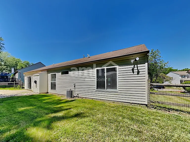 7304 Wethersfield Dr — Photo 17