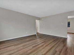 34-42 Waiola Apartments, La Grange Park, IL 60526