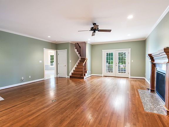 3rd image of 509 Lasalle Dr