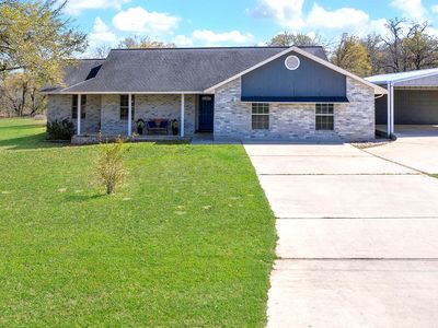 136 Woodcreek Dr, La Vernia, TX, 78121