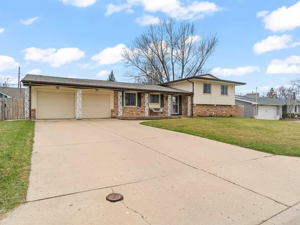514 W Clybourn Ct, Peoria, IL 61614