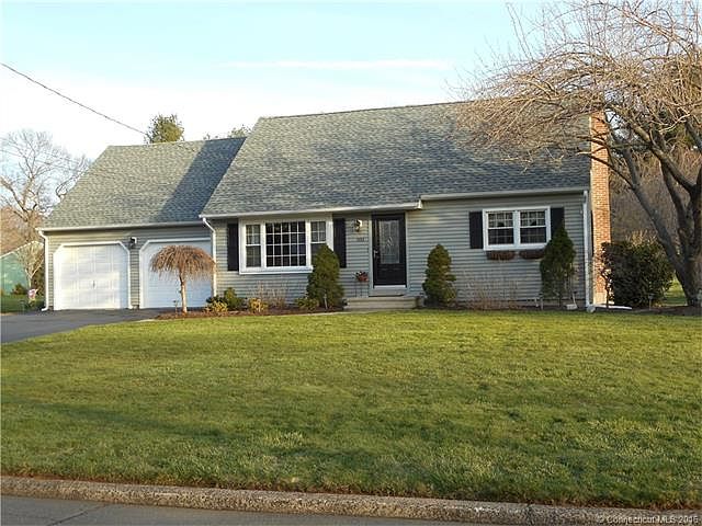 Front Exterior.001