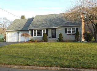 103 Seiter Hill Rd, Wallingford, CT 06492