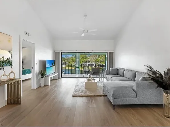 700 Misty Pines Cir #G-204, Naples, FL 34105