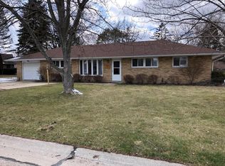 12164 43rd Ave, Pleasant Prairie, WI 53158