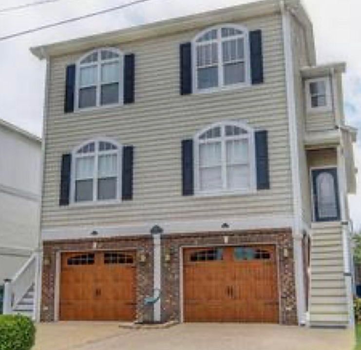 1st image of 1603 Mackerel Ln #B