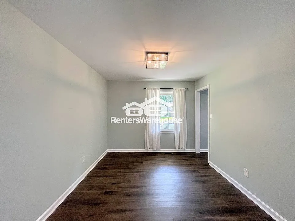 190 Devon Pl