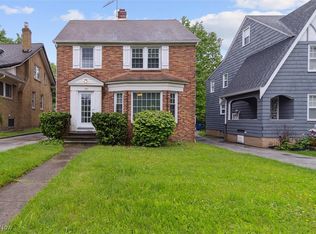 930 Keystone Dr, Cleveland Heights, OH