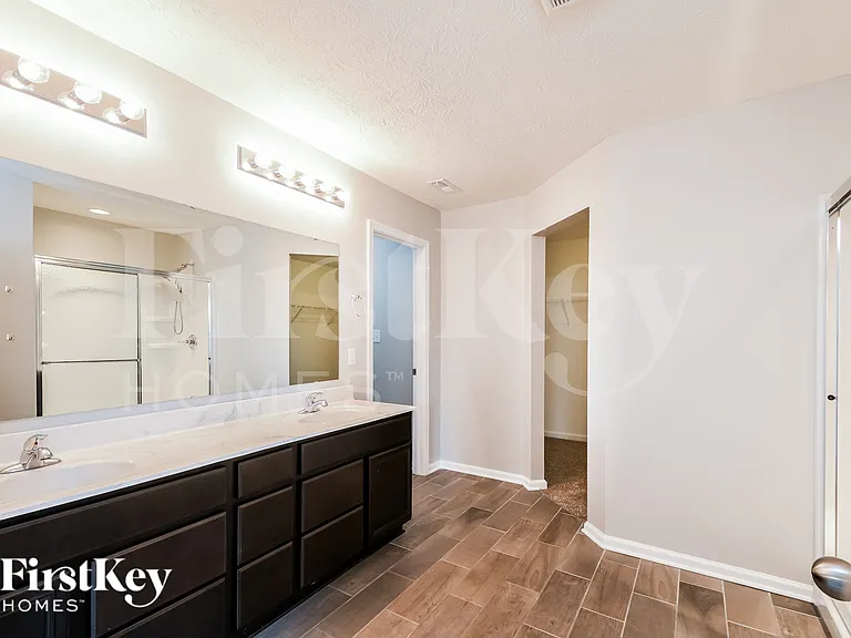 1364 W Wyndstone Way — Photo 9