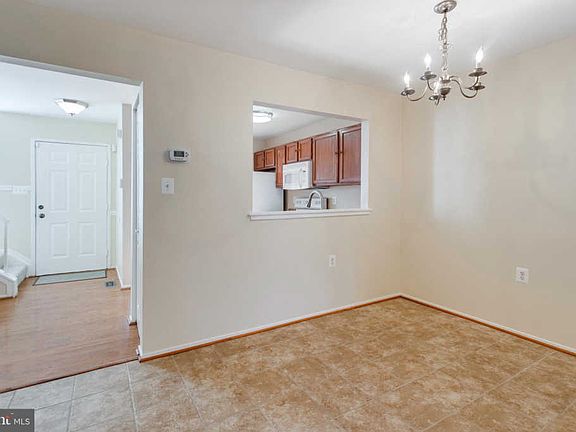 2nd image of 3888 Marquis Pl