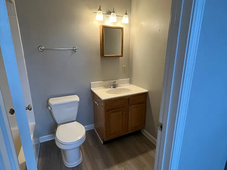 Sanders Flats — Photo 16