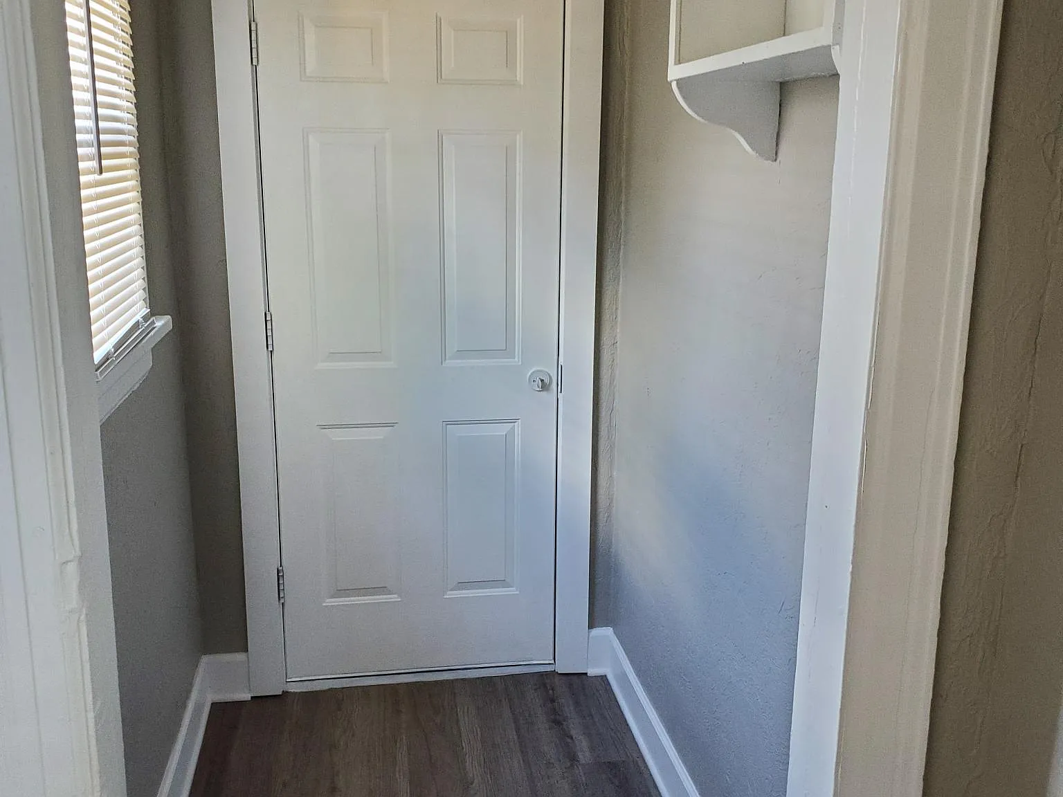 1134 N Ellison Ave — Photo 4