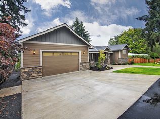 2121 Sycamore Pl, Longview, WA 98632