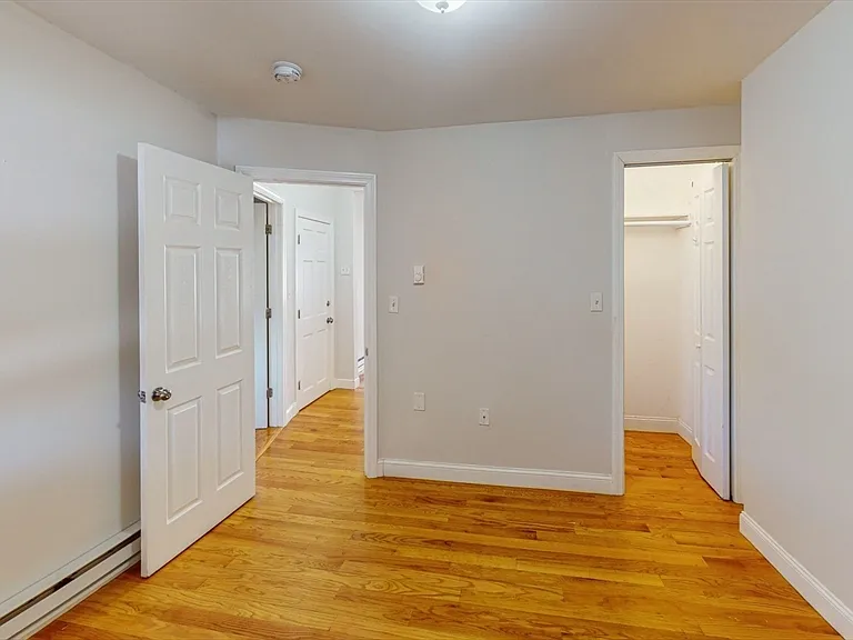 67 Marion St #3 — Photo 5