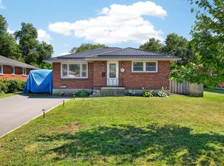 81 Crestview Ave, Belleville, ON K8N 1W6