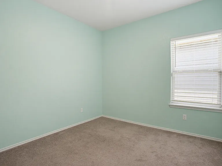 7714 Abbey Pl — Photo 16