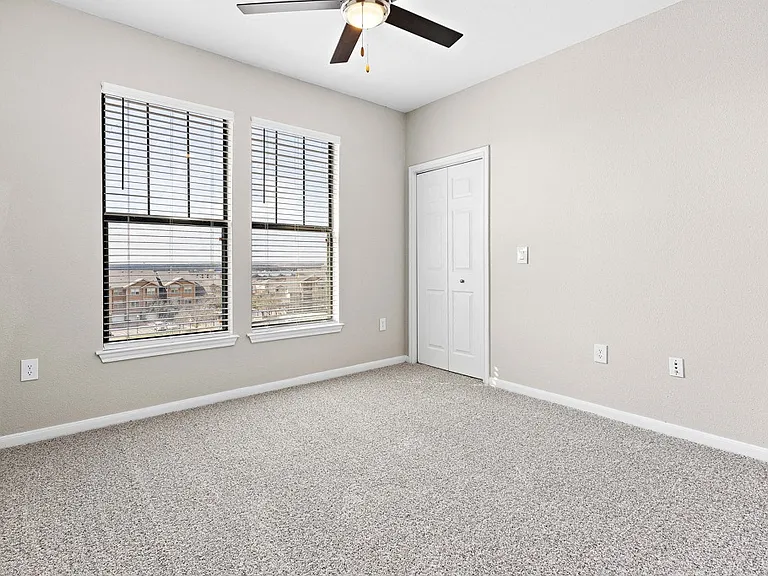 Las Brisas Apartments in Round Rock, Texas