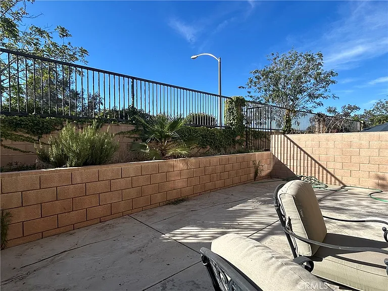 4432 Lilac Cir — Photo 18