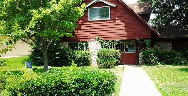 1st image of 6304 Moonglow Dr