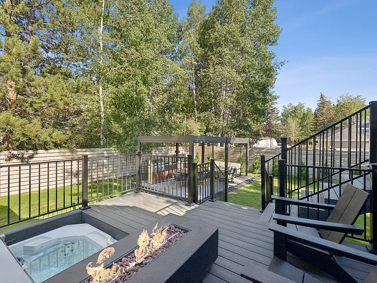 2651 Little Kate Rd — Photo 48