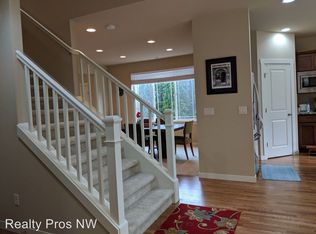 10621 240th Ave NE, Redmond, WA 98053