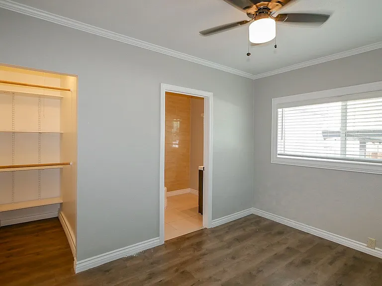 2924-2932 Suncrest Dr — Photo 41