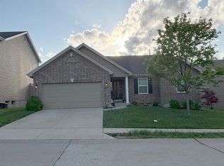 9869 Vicksburg Siege Ct, Saint Louis, MO