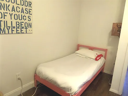 Rented by Platinum Properties | media 25