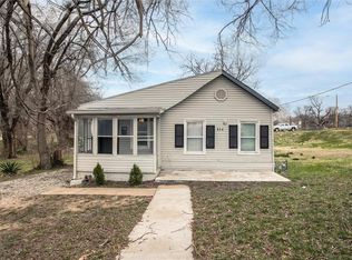904 Lafayette Ave, Kansas City, KS 66101