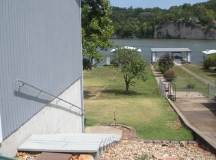 21 Cottage Dr, Camdenton, MO 65020