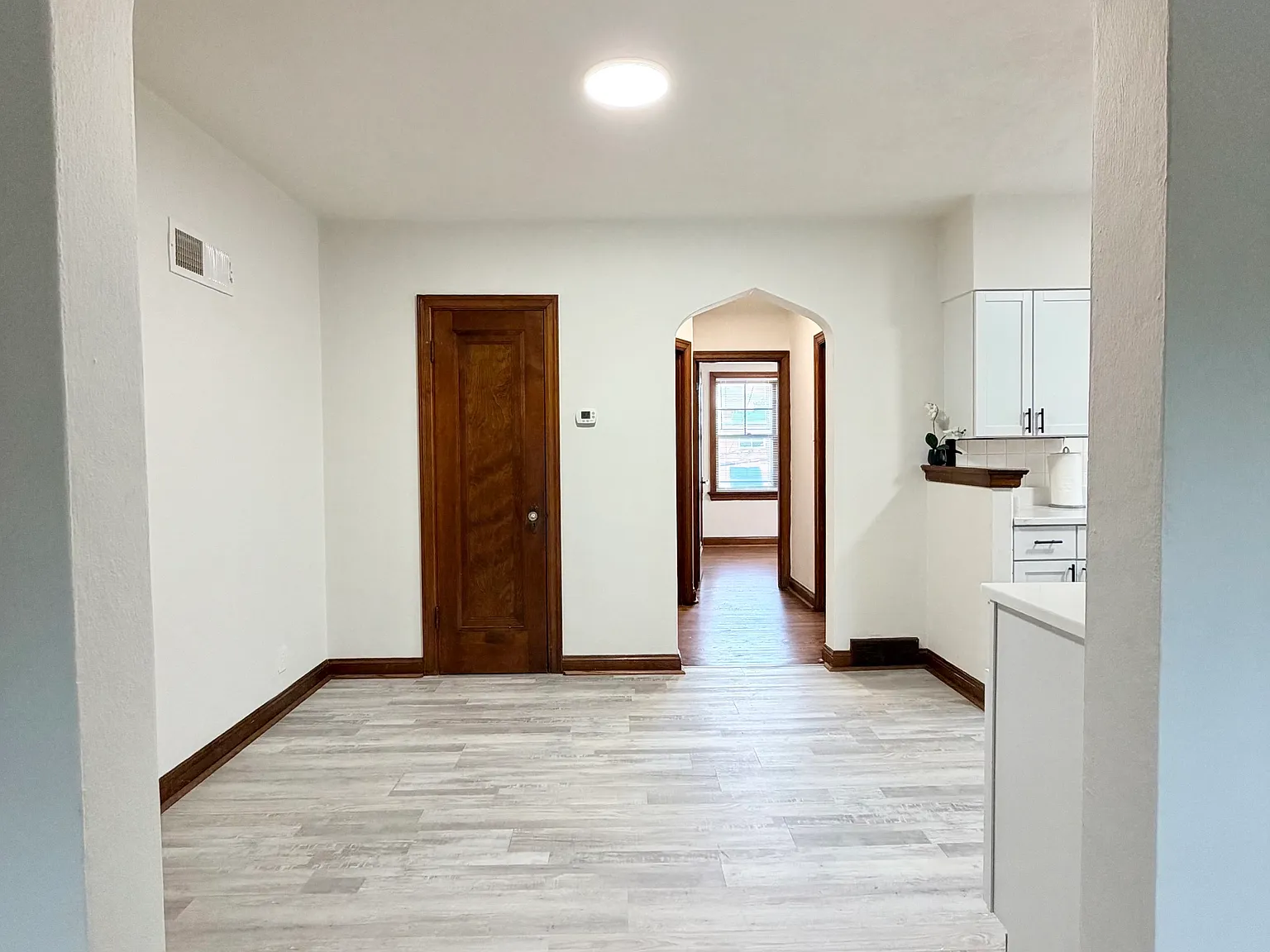 2 bed, 1100 sqft, $1,395 — Photo 4