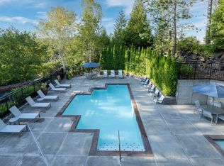 The Knolls at Inglewood Hill Apartments, Sammamish, WA 98074