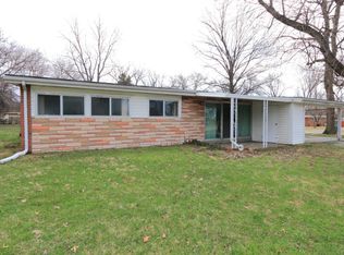 8524 Red Fir Dr, Saint Louis, MO 63134