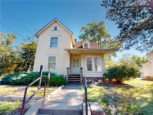 4725 Massillon Rd, North Canton, OH 44720