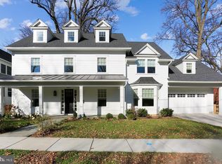 4621 Chestnut St, Bethesda, MD 20814