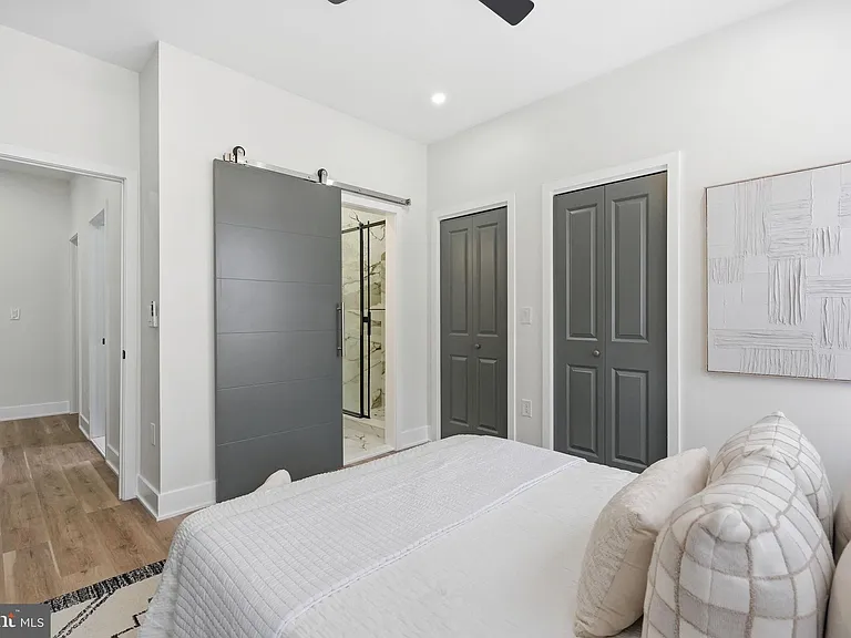 512 S Yewdall St — Photo 25