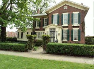 307 W William St, Decatur, IL 62522