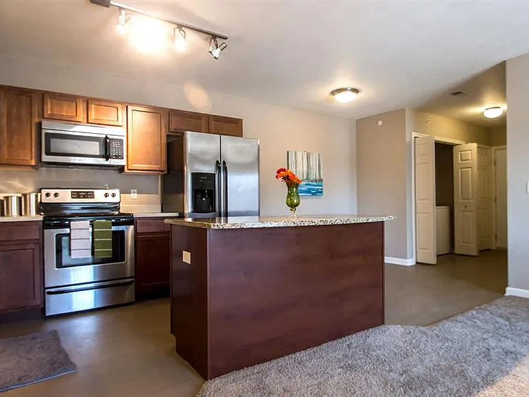 Aspen Lofts/West — Photo 2
