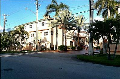 1st image of 955 NW 82nd Ave APT 111C