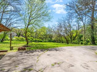 240 E Old Trenton Rd, Clarksville, TN