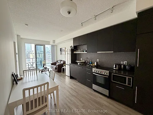 435 Richmond St W #1006 Photo 1
