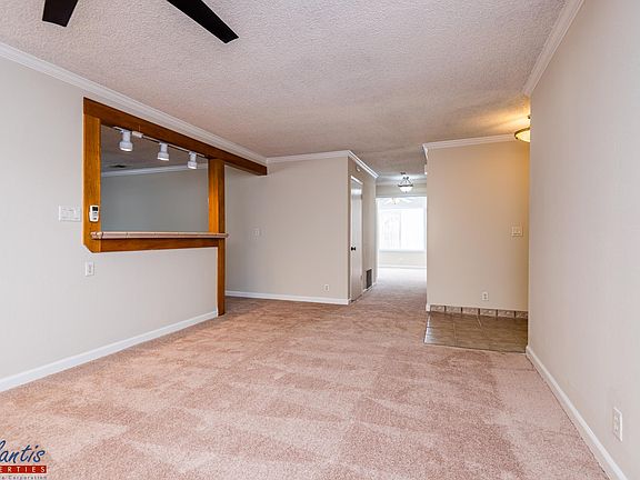 3rd image of 7546 Phinney Pl