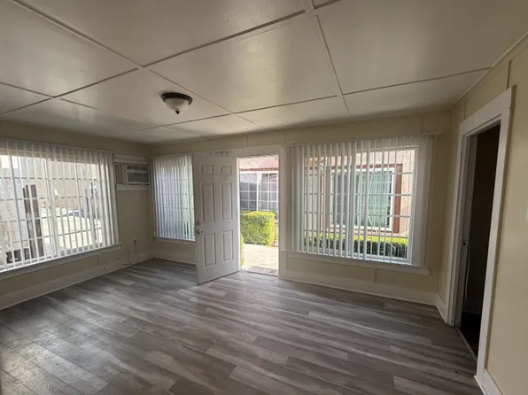 323 E Florida Ave #3, Hemet, CA 92543