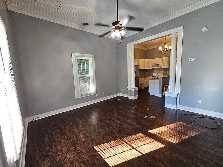 228 Charlotte Ave #B — Photo 3