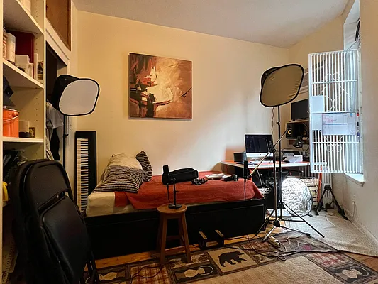 Rented by Compass | media 4